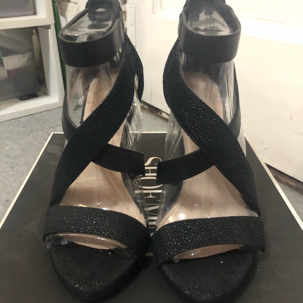 BCBG Glittery Black Sandal heels